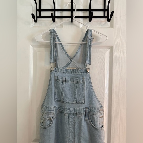 Overalls - Picture 3 of 4